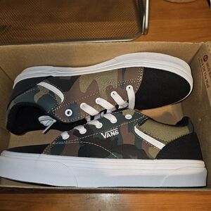 Kids Size 3.5 Youth Vans Seldan Kids Skate Shoes Skool Camouflage pattern Unisex